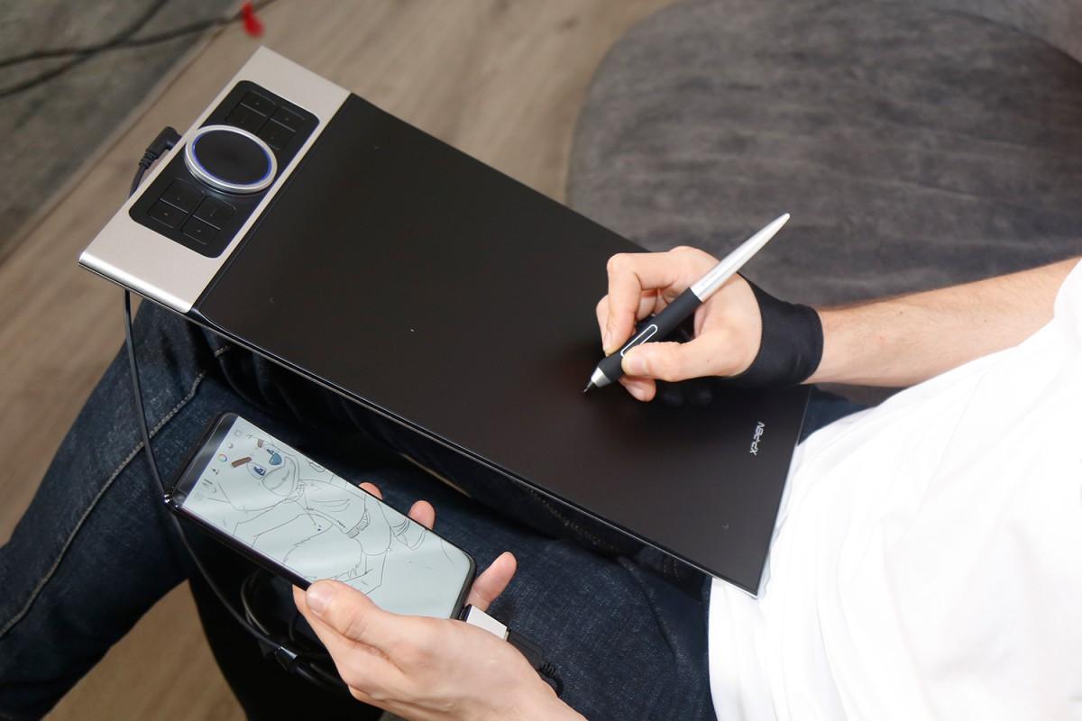 Bảng vẽ điện tử XP-Pen Deco Pro có thể dùng với thiết bị di động: điện thoại, máy tính bảng Android