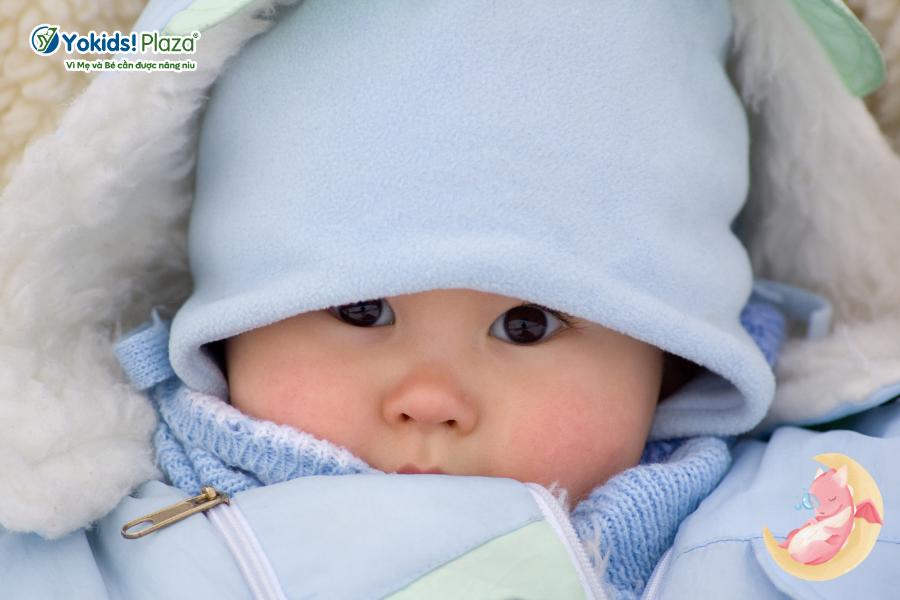 Cẩm Nang Chăm Sóc Bé An Toàn Và Khỏe Mạnh Trong Mùa Lạnh
