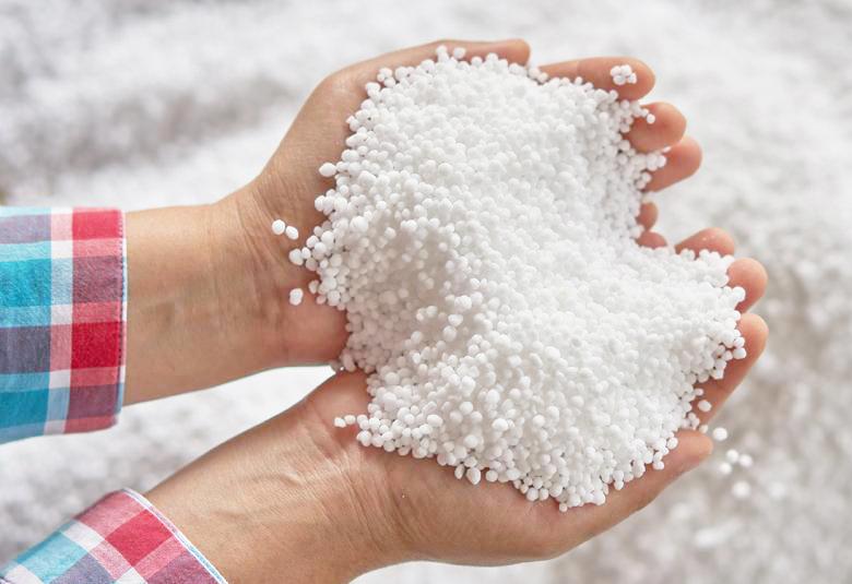 ammonium-nitrate-as-fertilizer.jpg
