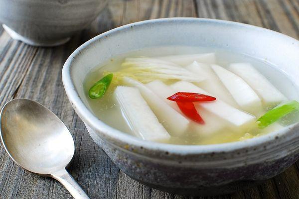 Kim chi nước củ cải - Dongchimi